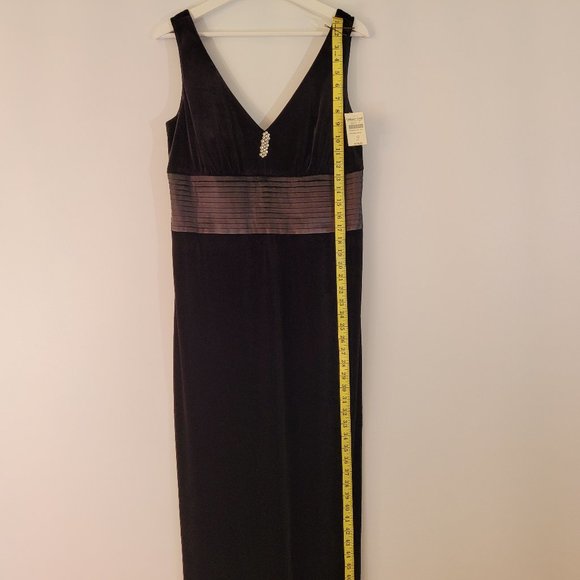 Coldwater Creek Full length sleeveless velvet gown - Picture 5 of 12